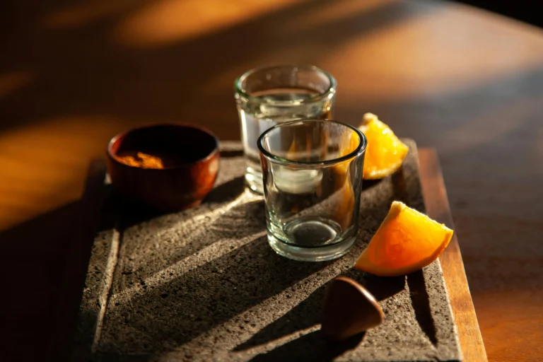 Vasos de tequila en México. Viajes exclusivos y a medida con L'Artisan by MTGlobal